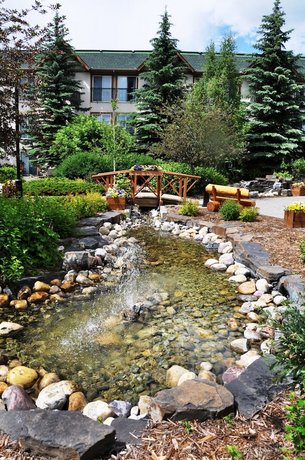 Coast Canmore Hotel & Conference Centre