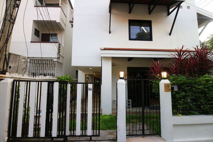 Baan Ploy In