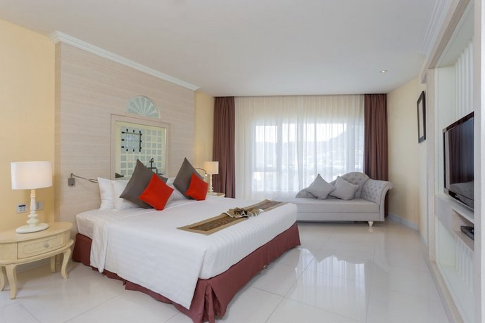 Andaman Embrace Patong
