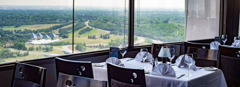 Chateau Lacombe Hotel