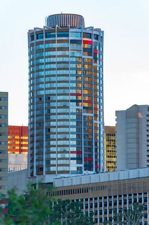 Chateau Lacombe Hotel