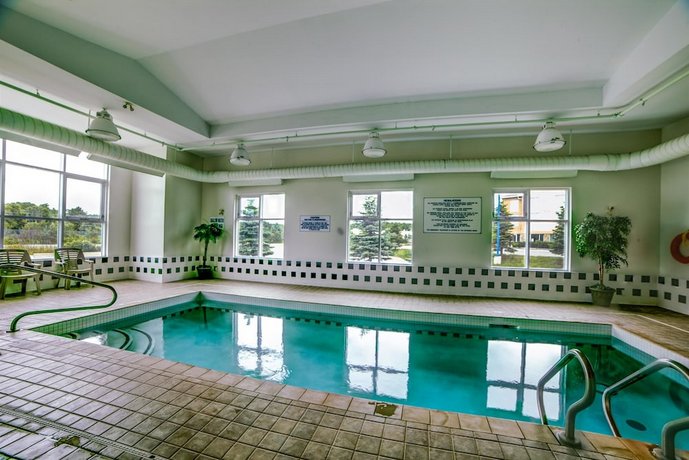 Motel 6 Huntsville ON