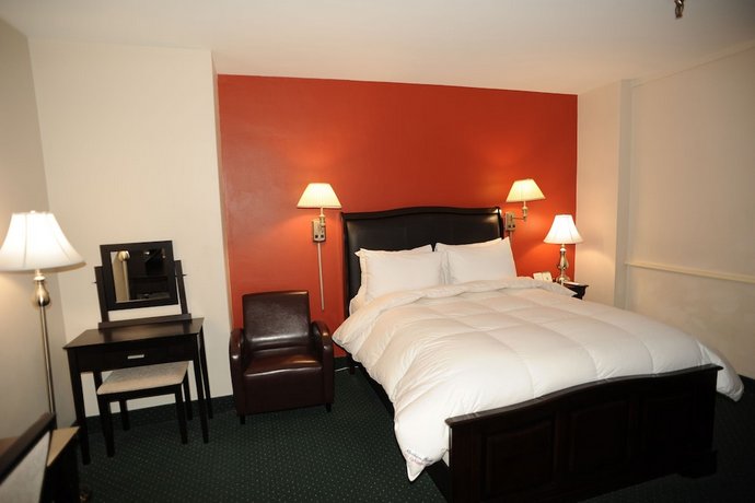 The Marlborough Hotel