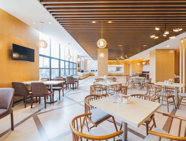 Atour Hotel Nanjing Xingang Development Area
