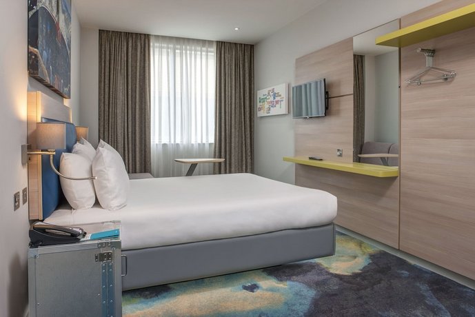 ibis Styles London Heathrow Airport