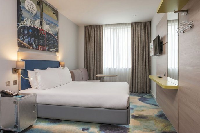 ibis Styles London Heathrow Airport