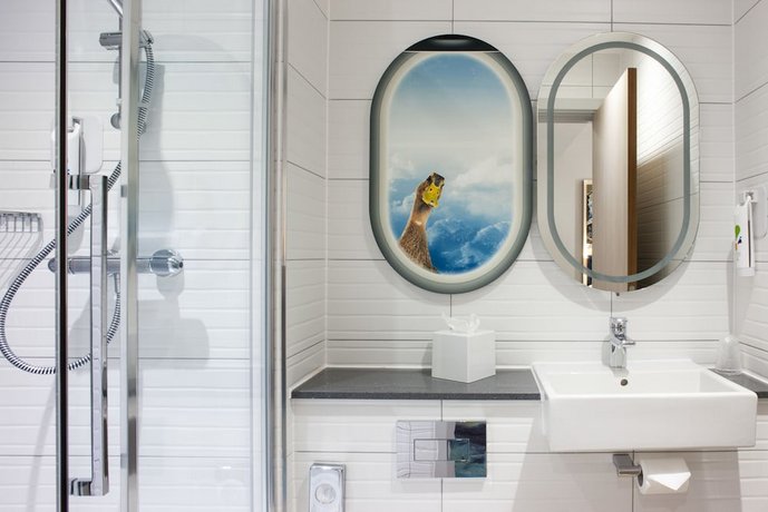 ibis Styles London Heathrow Airport
