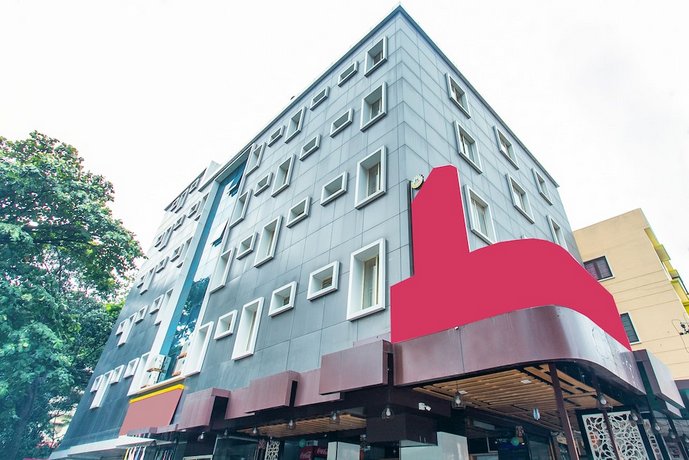OYO 5641 Hotel Corporate Park Inn