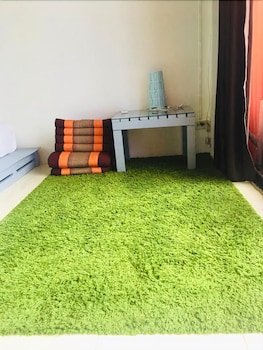 Green Leaf Guesthouse