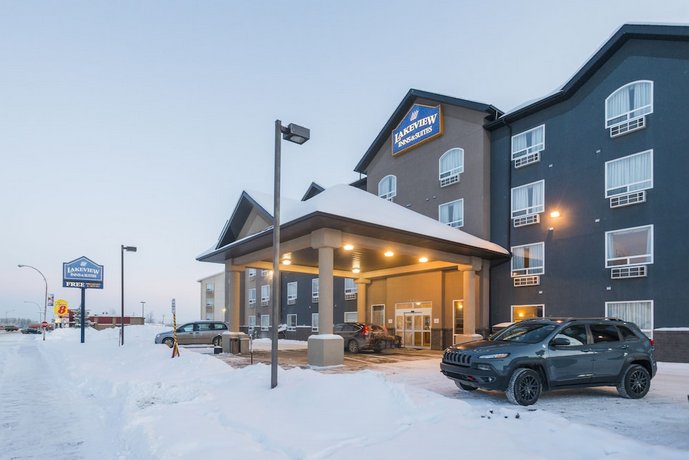 Lakeview Inns & Suites Fort Nelson Images