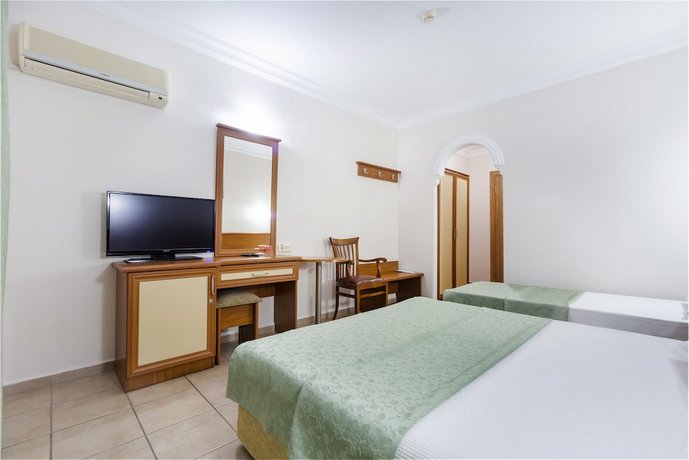 Alanya Beach Hotel