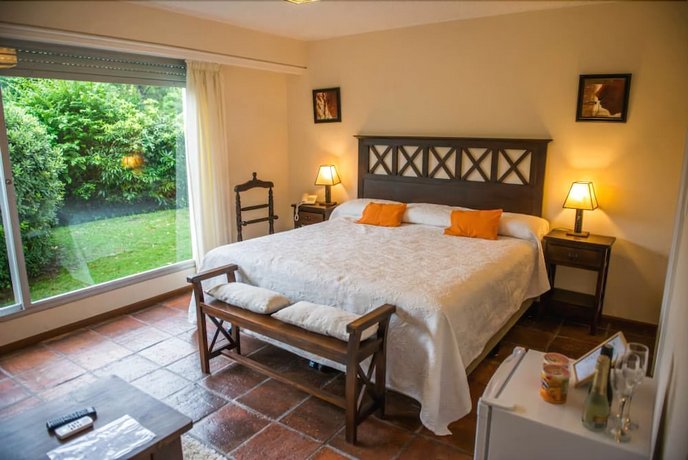 Petit Chateau Hotel Boutique