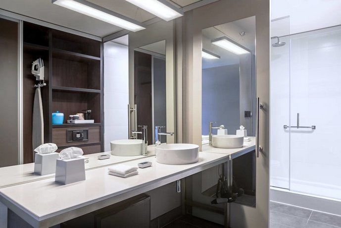 Aloft Montevideo Hotel