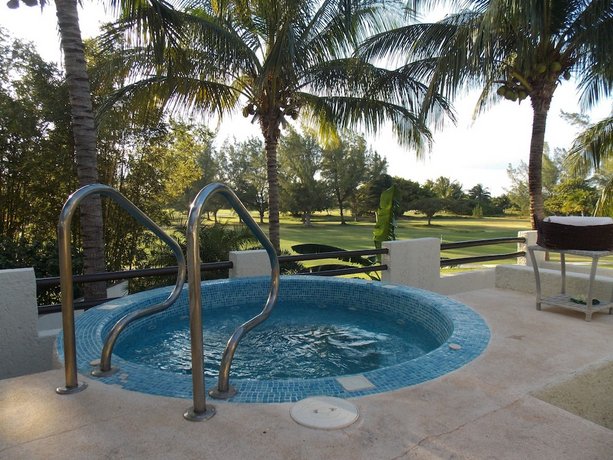 Laguna Suites Golf + Spa