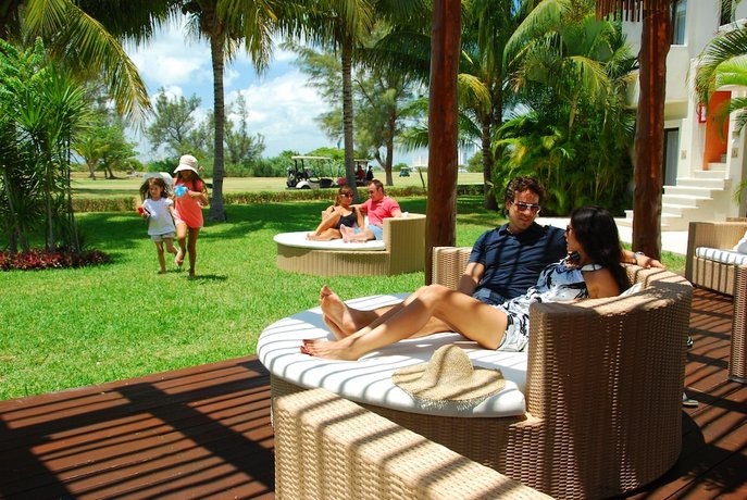 Laguna Suites Golf + Spa