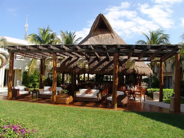 Laguna Suites Golf + Spa