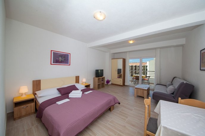 Apartments Kovacic Makarska