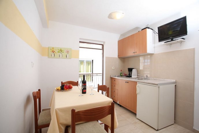 Apartments Kovacic Makarska