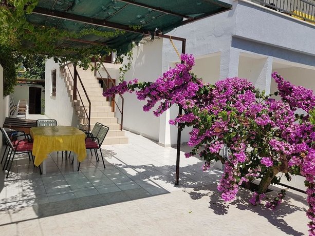 Apartments Kovacic Makarska