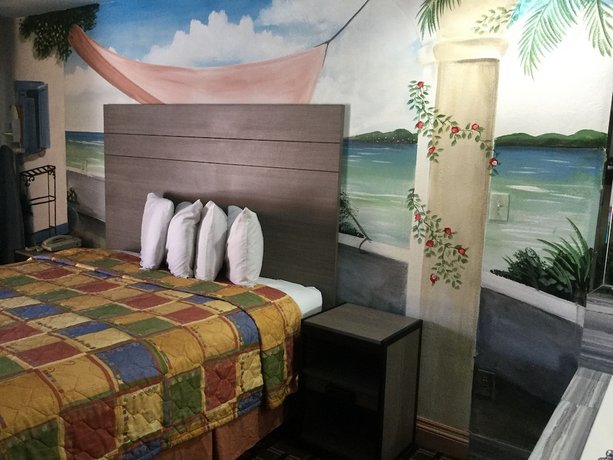 Luxury Inn and Suites Seaworld