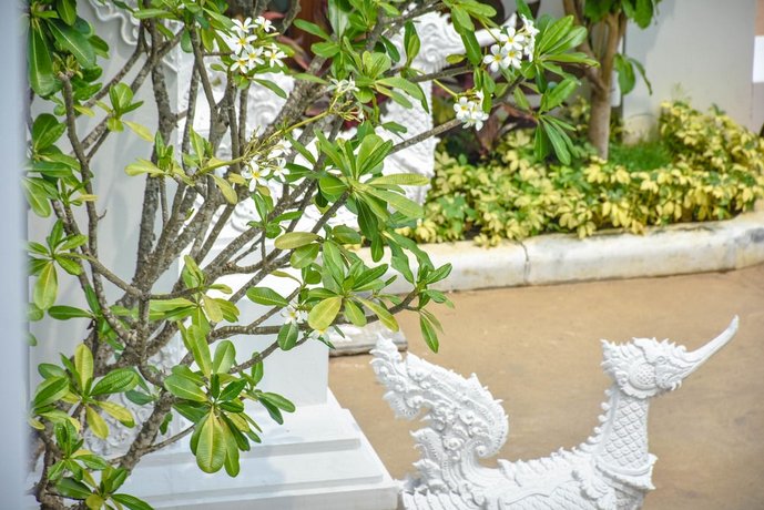 White Boutique Hotel and Spa