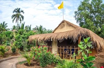 Banyan Tree Yoga