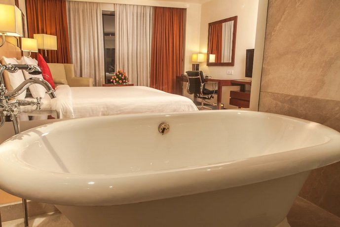 Courtyard By Marriott Ahmedabad