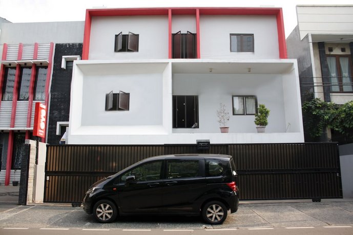 OYO 148 Cempaka Place Residence