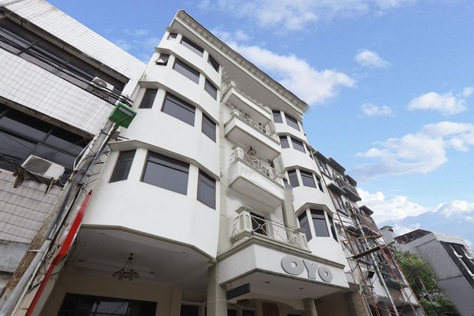 OYO 297 45 Residence