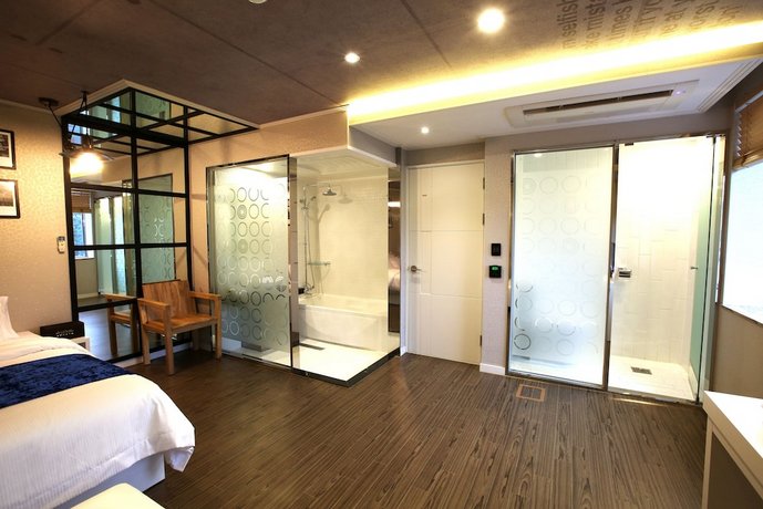 Jeju Lux Hotel