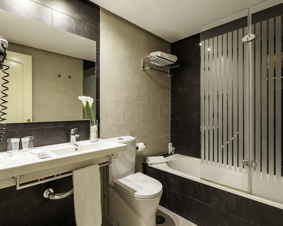 ILUNION Suites Madrid