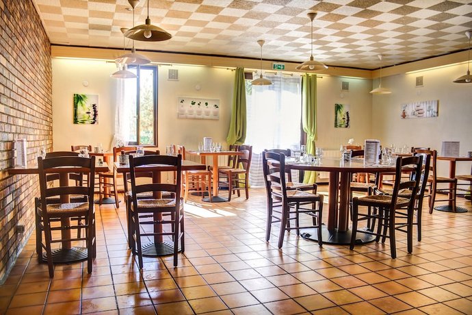Hotel Inn Design Resto Novo Bourges