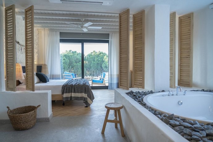 Yacht Boheme Hotel Adults Only
