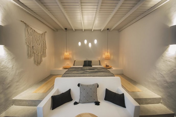 Yacht Boheme Hotel Adults Only