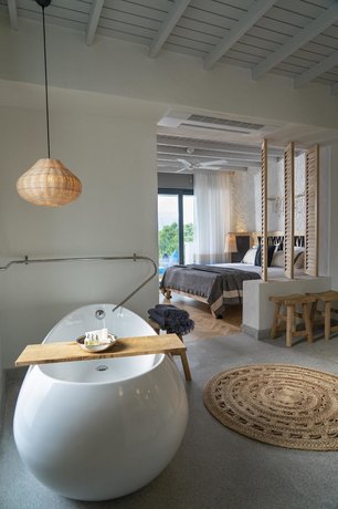 Yacht Boheme Hotel Adults Only