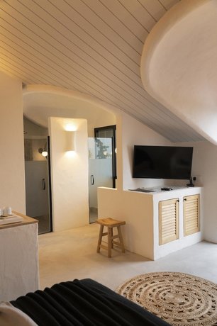 Yacht Boheme Hotel Adults Only