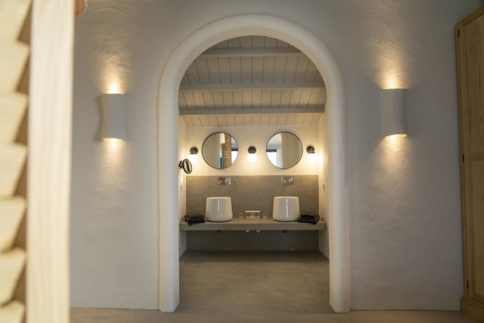 Yacht Boheme Hotel Adults Only