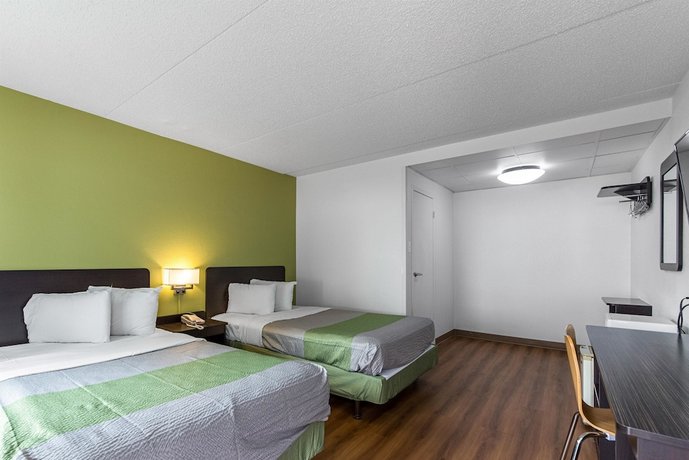 Motel 6 Warminster