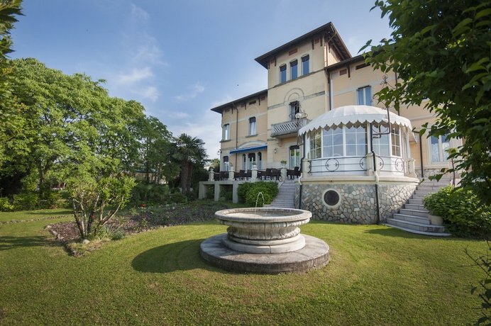 Hotel Villa Maria Desenzano del Garda