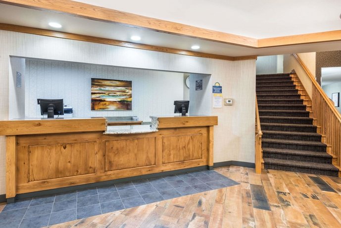 Days Inn & Suites by Wyndham Bozeman