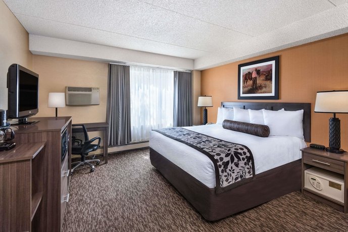 Days Inn & Suites by Wyndham Bozeman