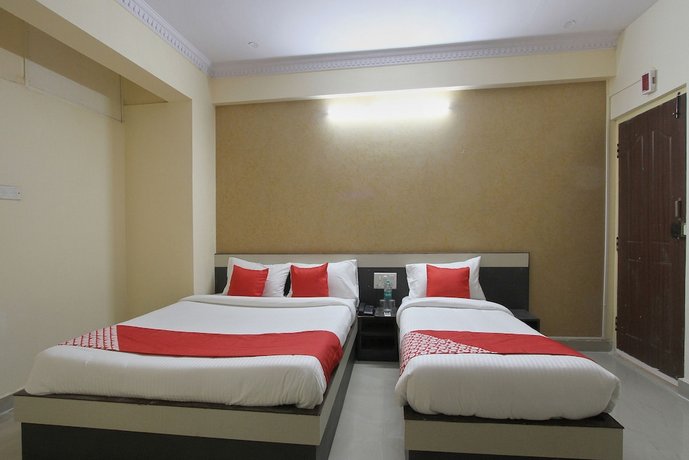 OYO 24259 Hotel Blue Inn