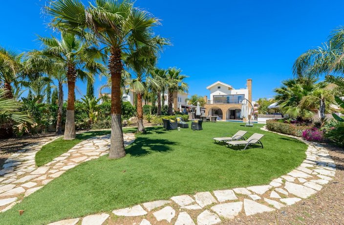 Villa Claudia Ayia Napa