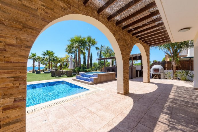 Villa Claudia Ayia Napa