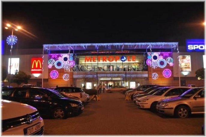 Bastien Studio near Airport