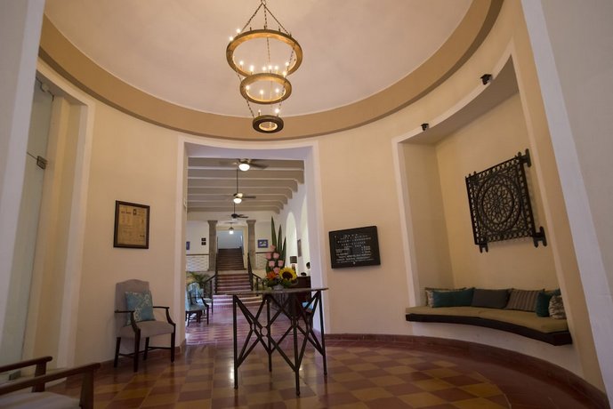 Hotel Merida Merida