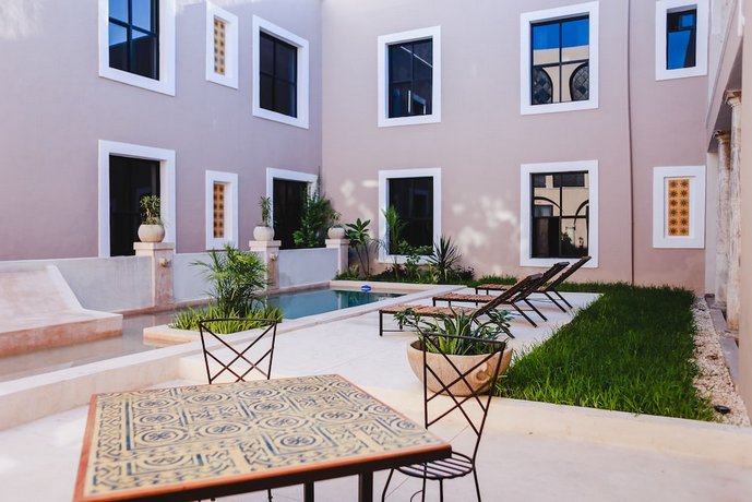 Hotel Merida Merida