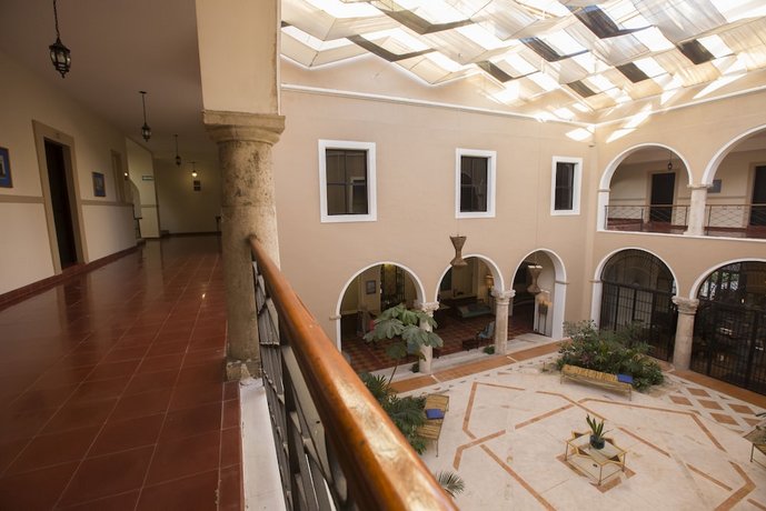 Hotel Merida Merida