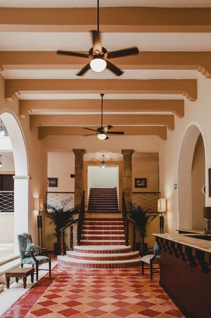Hotel Merida Merida