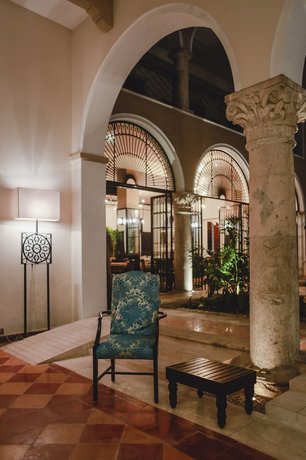 Hotel Merida Merida